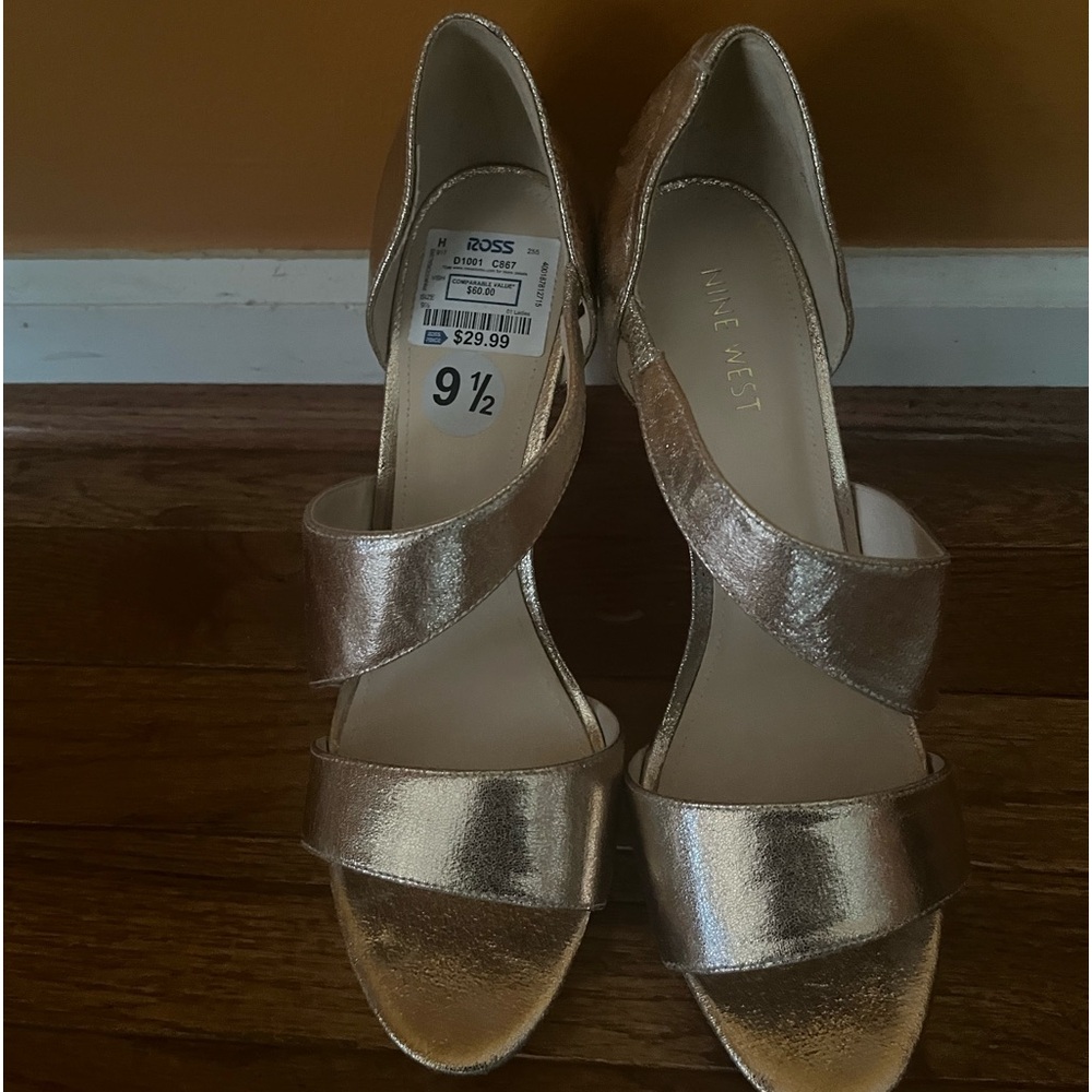 Nine West Gold slip on heels